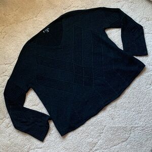 Smartwool Shadow Pine Cable V-Neck Merino Wool Sweater, Charcoal Heather, Size M